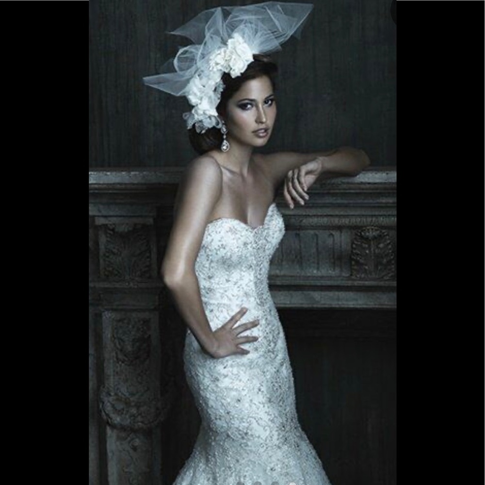 Wedding Gown - size 10